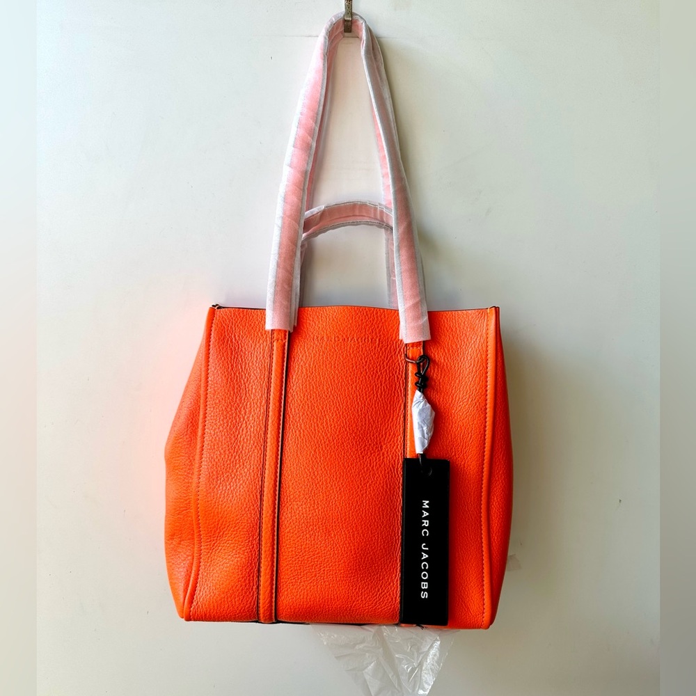 NWT Marc Jacobs The Tag Vibrant Orange Tote - Picture 5 of 16